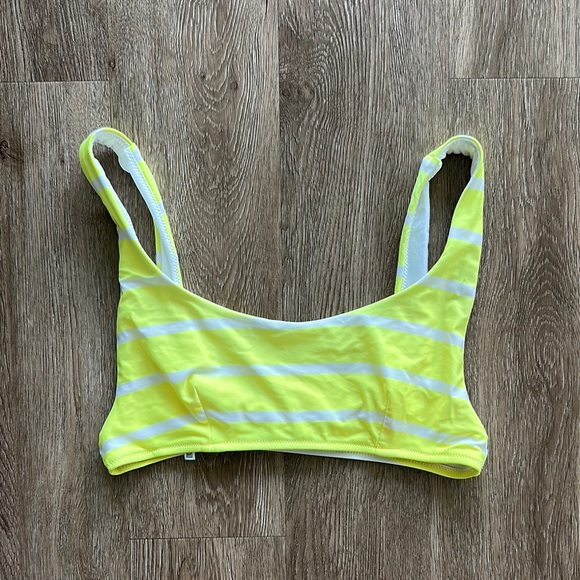 aerie Other - Aerie Striped Yellow and White Scoop Bikini Top